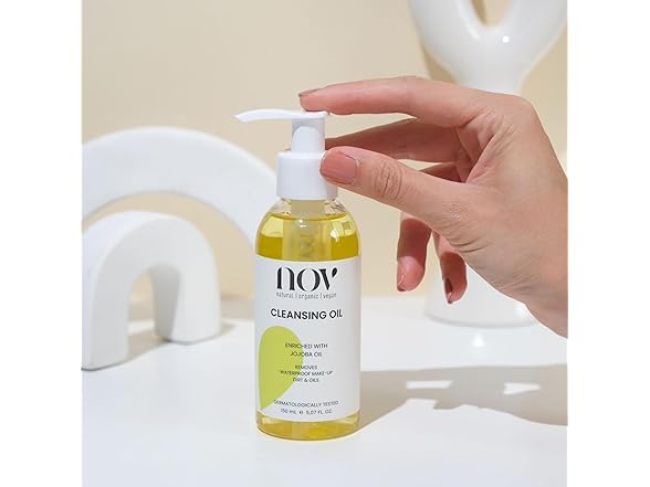 NOV Cleansing Oil - Facial Cleanser