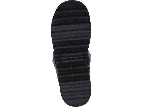 Skechers Women's Cozy UP slipper (9)