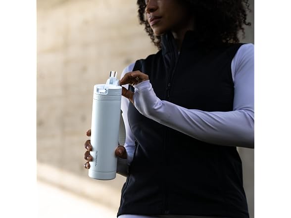 Dometic 22 oz Insulated Sip Bottle, Frost