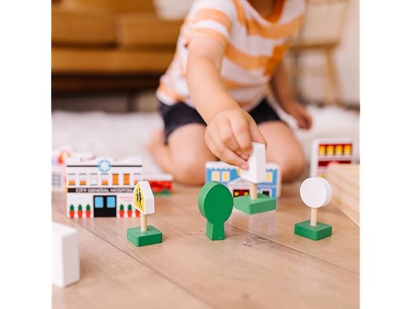 Melissa & Doug Wooden Town Play Set