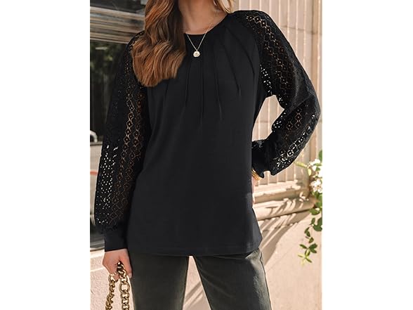 Women’s Pleated Lace Long Sleeve Top