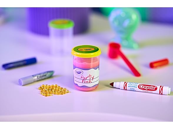 Crayola Goo All-in-1 Sensory Station