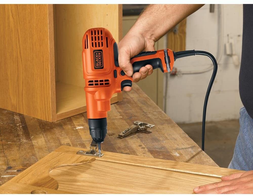 Black+Decker 5.2-Amp 3/8" Corded Drill - Gallery 8
