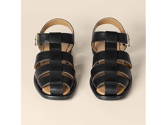 Amazon Essentials Women's Closed Toe Fisherman Sandals