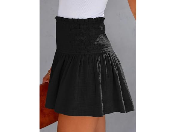 Dokotoo Women (M) High Pleated Shorts