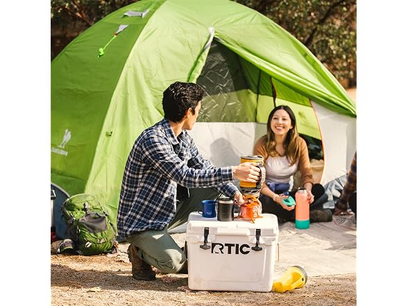 RTIC 20 QT Ultra-Tough Hard Cooler,