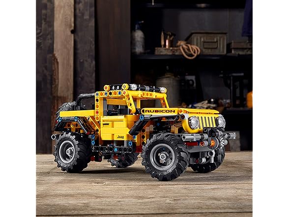 LEGO Technic Jeep Wrangler (Open Box)