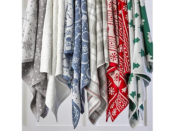 SKL Home Winter Snowflake Bath Towel