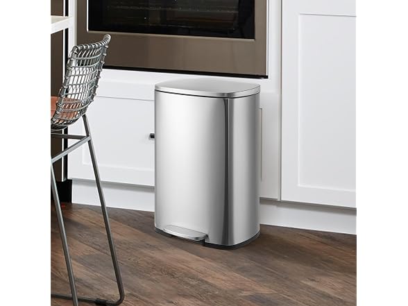 OUTLANE 13 Gallon Kitchen Trash Can with Soft-Close Lid
