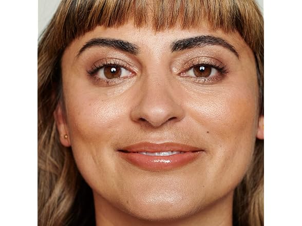 Gloss and Glow Balm Wine Wednesday