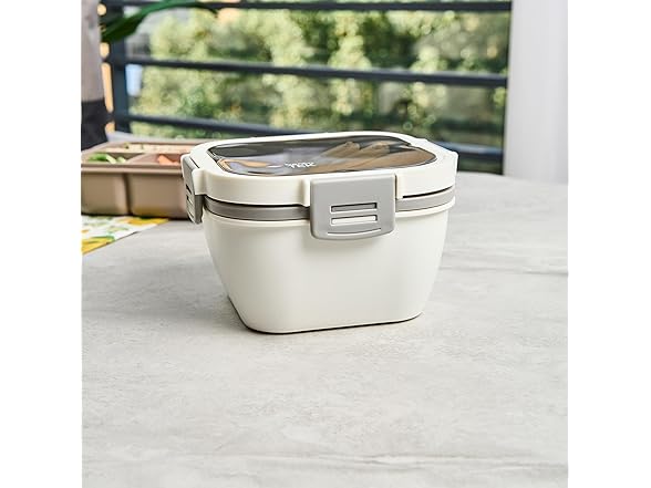 Restaurantware Bento Tek 57.5 Ounce Bento Box