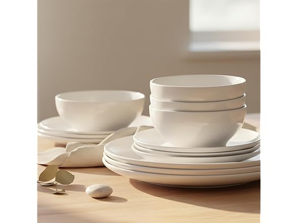Quanshangju 12-Piece Dinnerware Set for 4