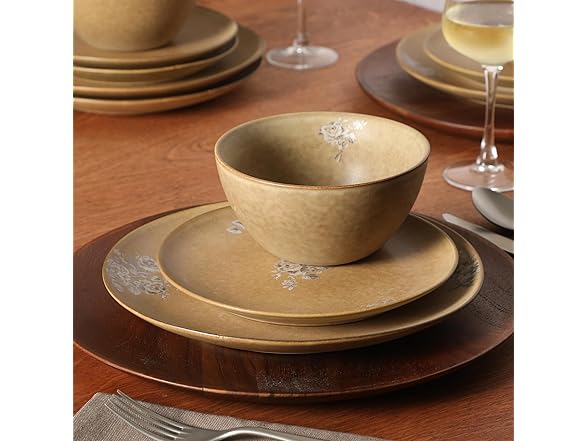Gibson Elite Valencia Bloom 12 Piece Plates and Bowls Dinnerware Set 
