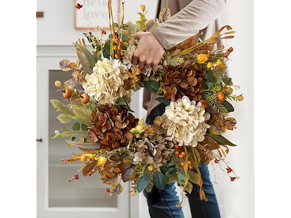 Rustic Hydrangea 24" Wreath
