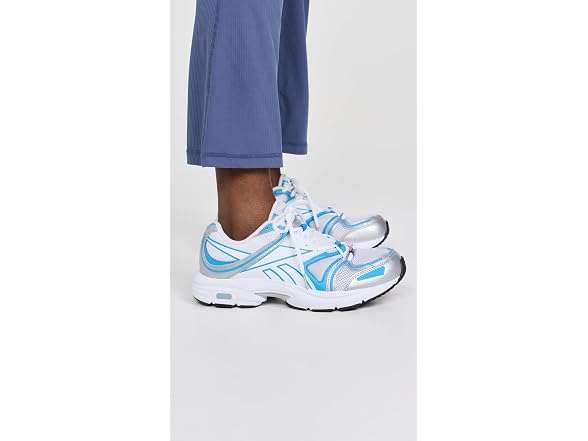 Reebok Women's (10) Angel Reese Premier Road