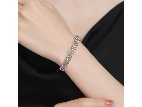 14K Gold Hearts Bangle Bracelet