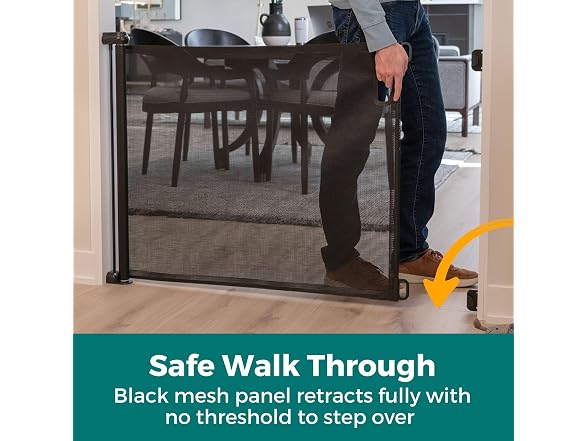 Versafit Retractable Gate: 55" 