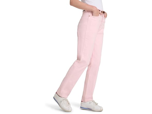 Wrangler (25) Nancy Jean