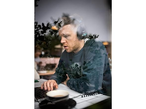 sony X00364VQ65 Sony MDR7506 Professional Large Diaphra bla (Open Box)