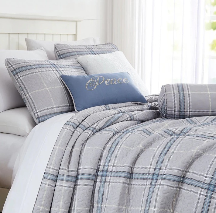 Southshore 6pc Christmas Quilt Set - Gallery 20