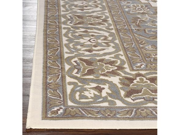 Superior Traditional Vintage Medallion Floral Scroll Rug (Your Choice)