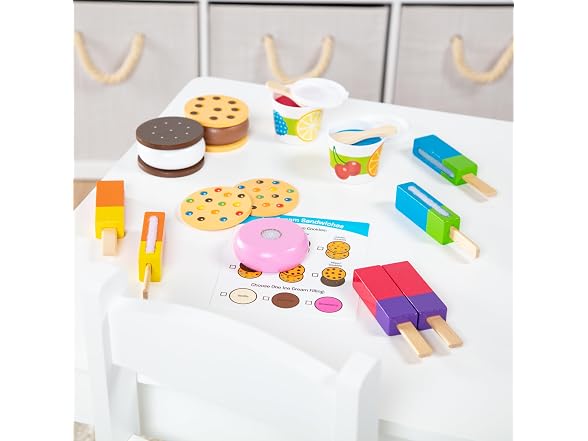 Melissa & Doug Wooden Frozen Treats Ice Cream Play Set (24 pcs)