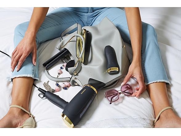 Cosmopolitan Womens Facial Hair Remover