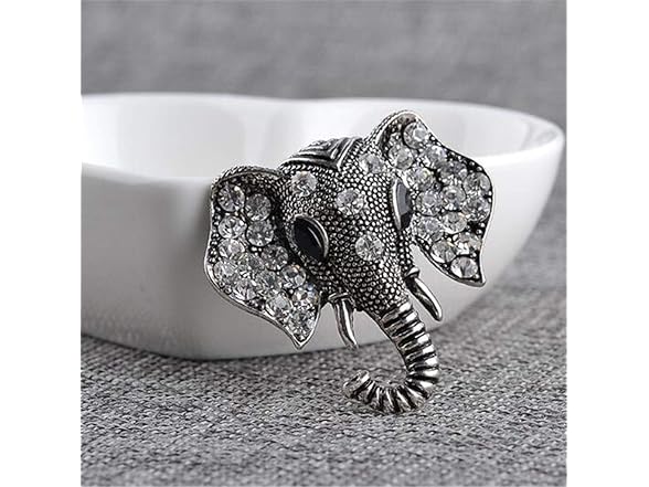 QKAIFRYSUG Elephant Brooch Pin Retro Cry