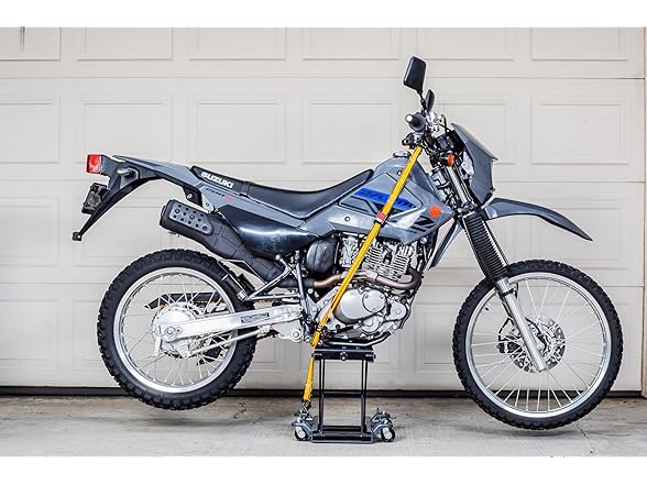 Powerbuilt Motorcycle Lift
