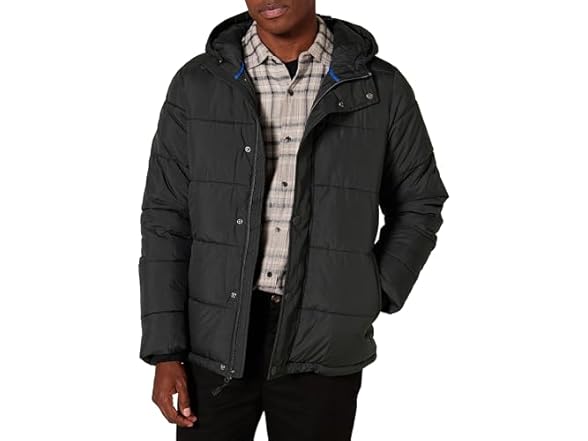 Amazon  Essentials Mens Hooded Puffer Coat Black XS