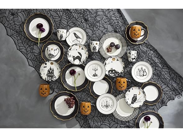 lenox Vintage Halloween Haunted Accent Plates