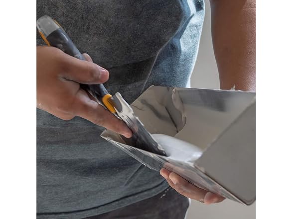 DEWALT 14" Taping Knife | Stainless DXTT-2-138