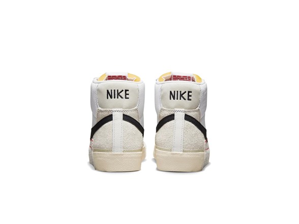 Nike Men's Blazer '77 Remastered Shoes