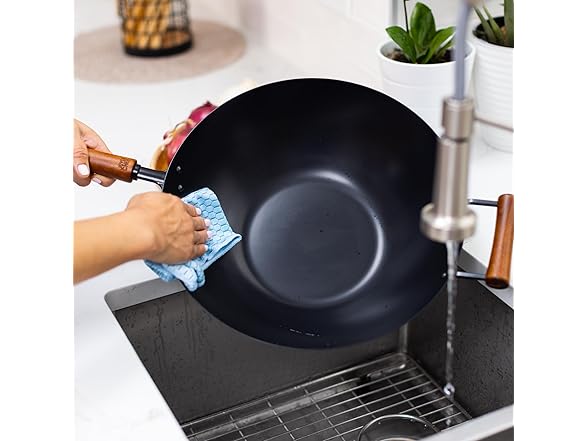 Joyce Chen 14-Inch Ceramic Nonstick Carbon Steel Wok