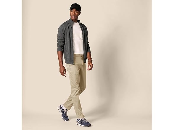 Amazon Essentials Men's Slim-Fit Stretch Chino Pant