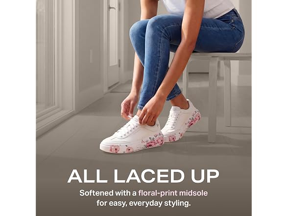 Skechers Women Court Classics Women's