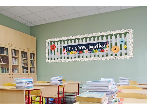 Teacher Created Resources Spring Garden Scalloped Trim
