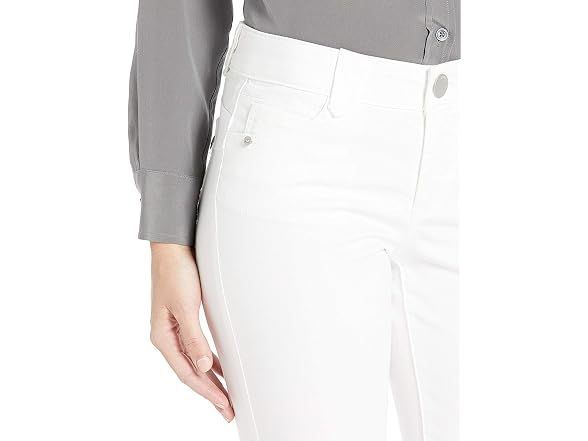 Democracy Women "Ab"solution Crop Jean