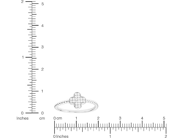 Amazon Essentials Silver Clover Ring