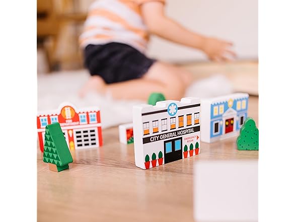 Melissa & Doug Wooden Town Play Set