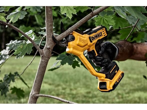 DEWALT DCPR320B 20V MAX Pruning Shears Garden Tool