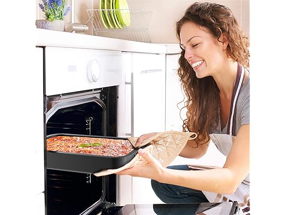 Classic Cuisine Roasting Pan with Angled Rack-Nonstick