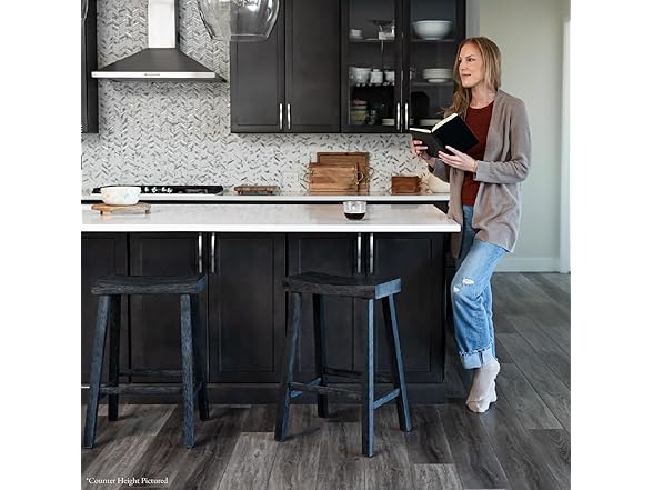 Maven Lane Vincent Bar Stool