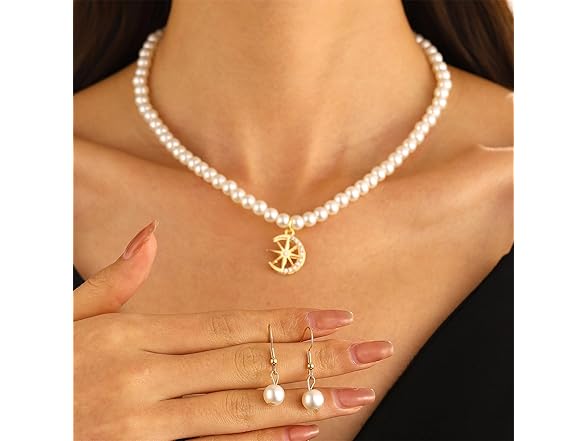 Dreuyet Faux Pearl Earring and Necklace