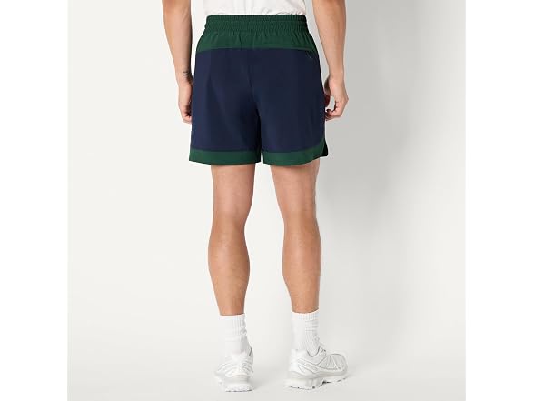 Amazon Essentials Stretch 6in Shorts (S)