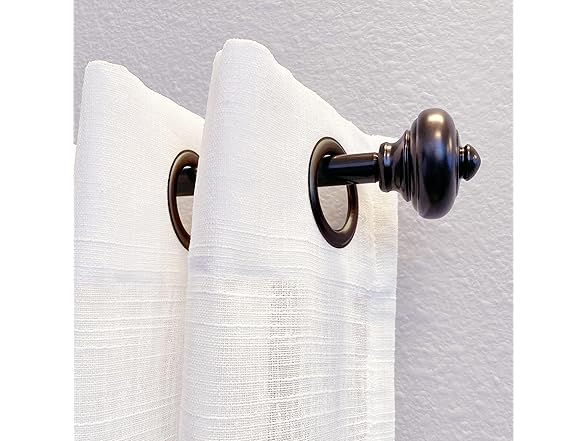 Decopolitan Burlingame 26-48" Curtain Rod, Oiled Bronze