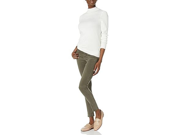 Amazon Essentials Women's Mockneck Sweater