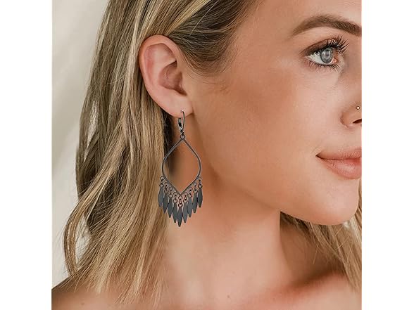 CHASELOVBlack Tassel Dangling Earrings