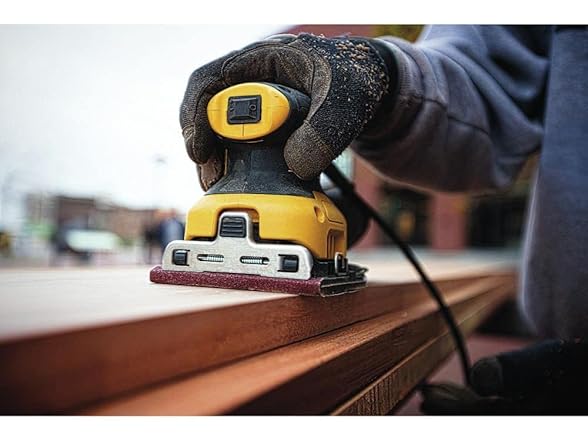 DEWALT DWE6411 1/4 Sheet Sander