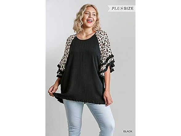 Umgee Women (M) Layered Bell Sleeve Tunic Top
